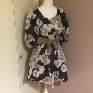 Floral shirt dress with puff 3/4 sleeves- Small